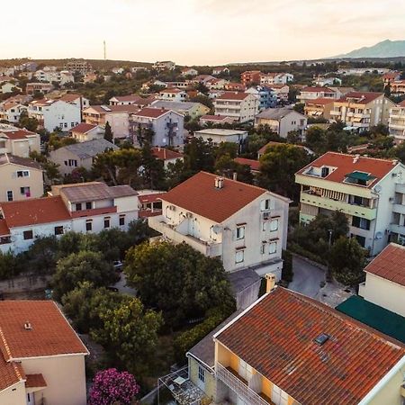 Apartments Loina Новалья Экстерьер фото